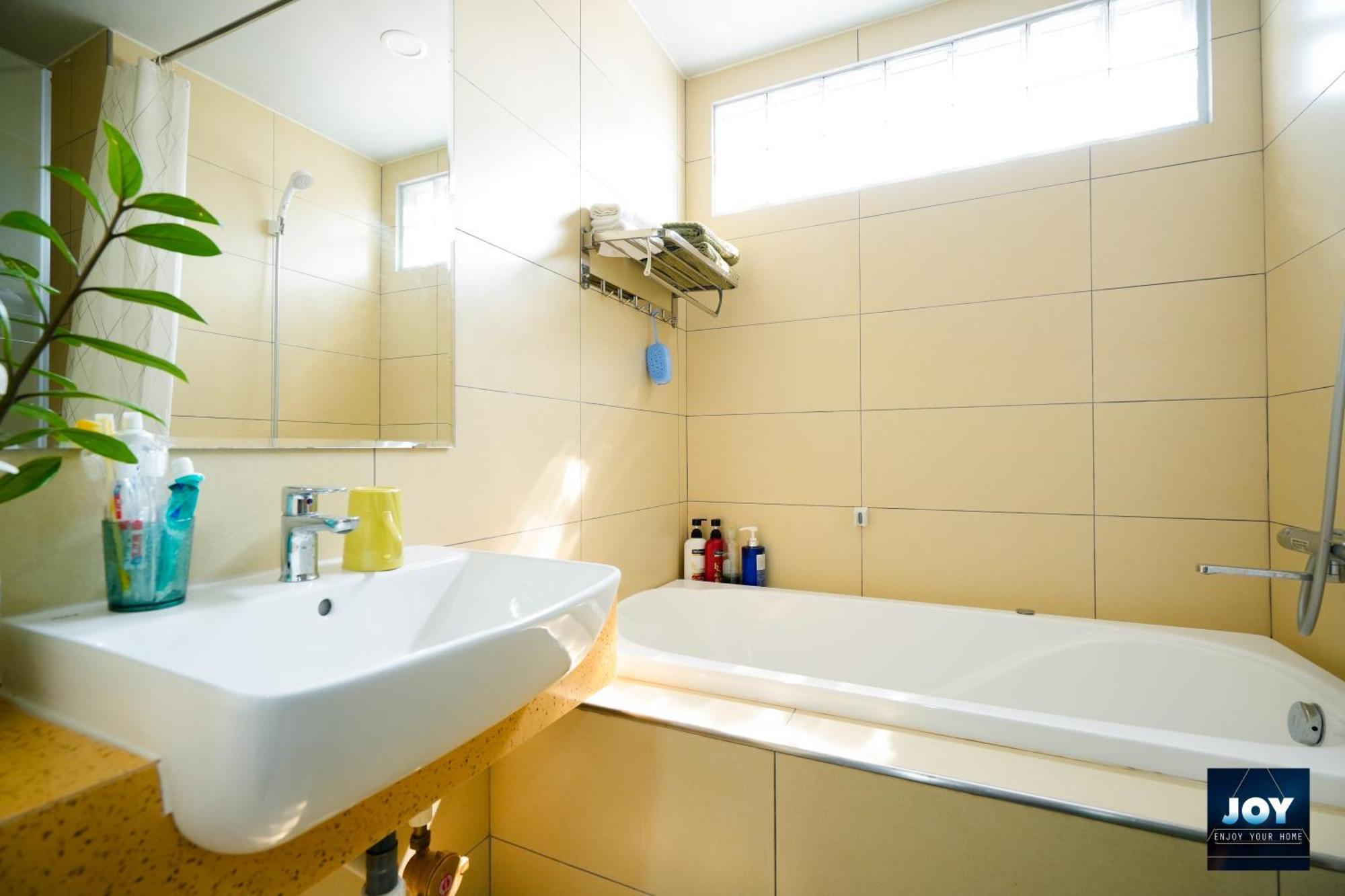 Joy Apartment Tay Ho Ханой Екстериор снимка